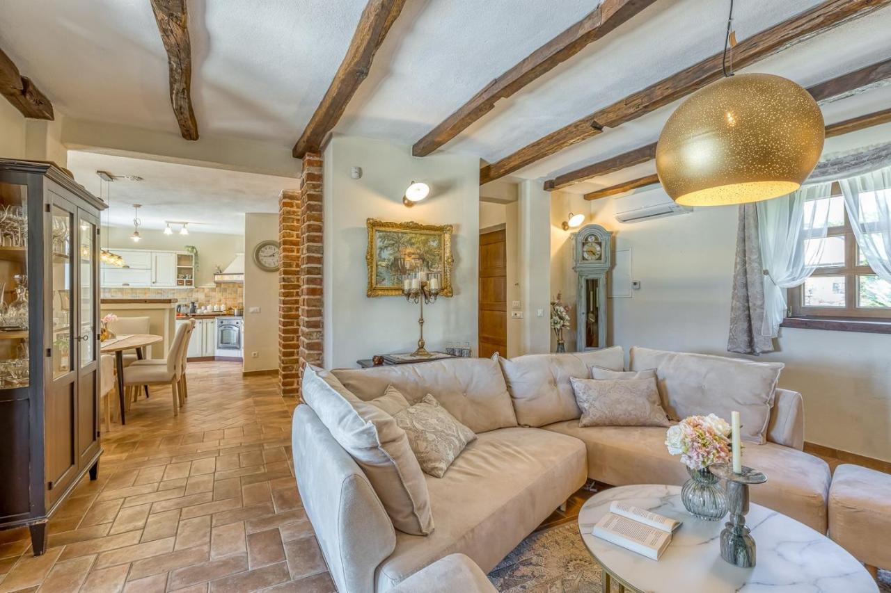Villa Santolina Baderna エクステリア 写真