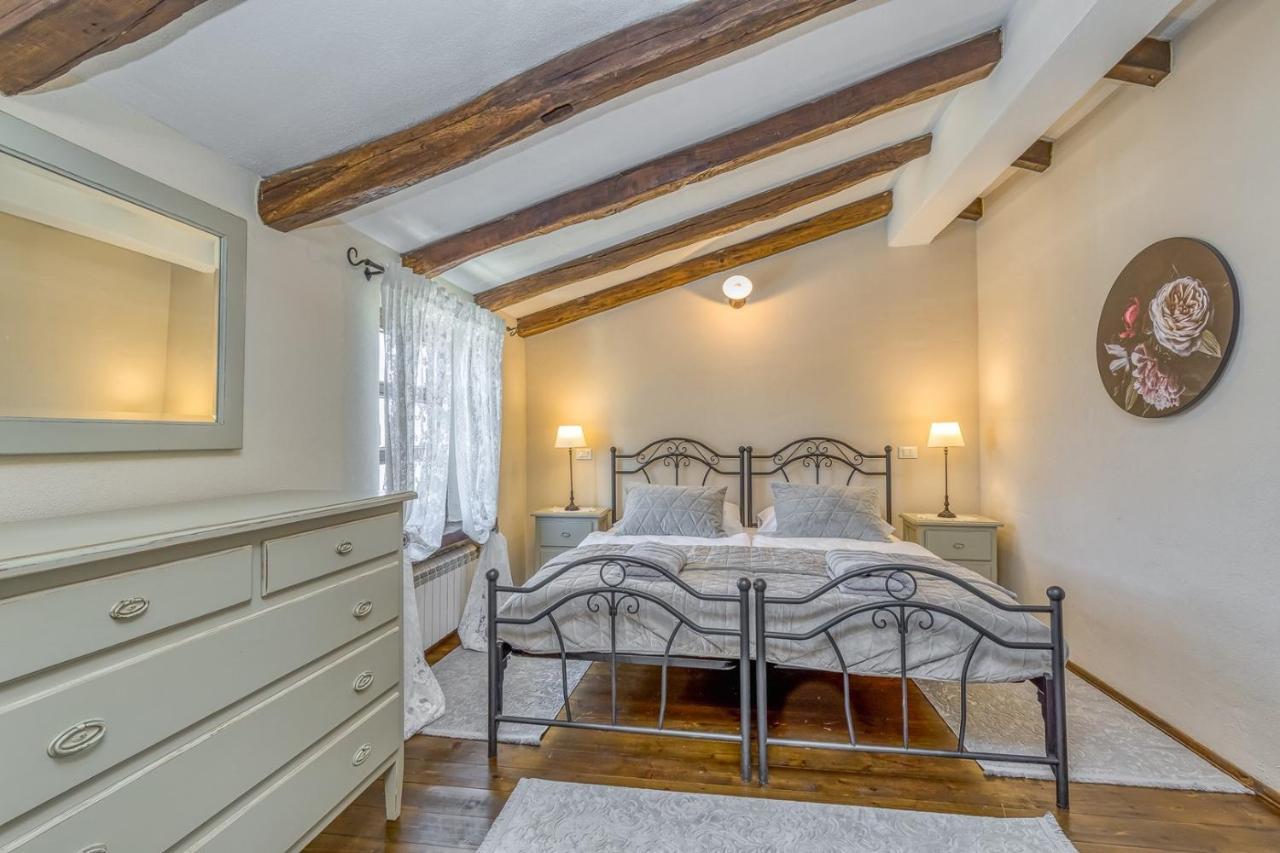 Villa Santolina Baderna エクステリア 写真